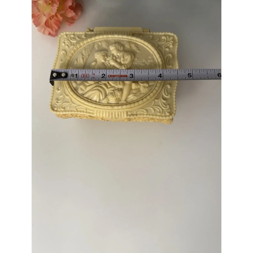 Vintage Celluloid Plastic Jewelry Trinket Box Beige Victorian Style MCM 4.5